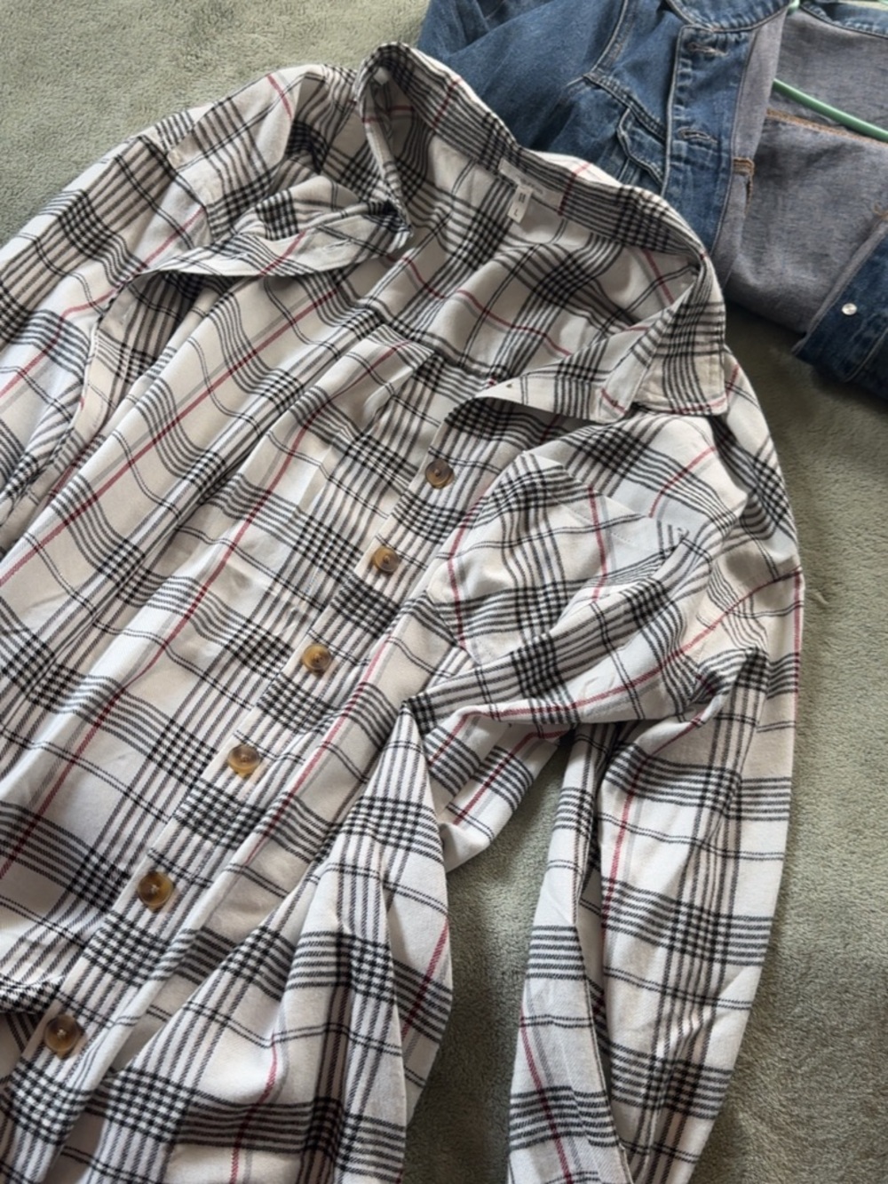 Maurices Cream Plaid Button-Down Shirt with Black and Red Accents